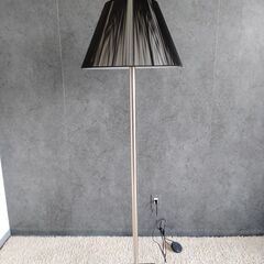 (2306B) フロアスタンド◆照明◆遠藤照明◆黒◆フットスイッチ付◆参考価格￥35,000の画像