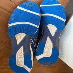 アシックス　シューズ　19cm  靴の画像