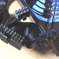 PC用電源  SilverStone STRIDER PLUS 700W電源の画像