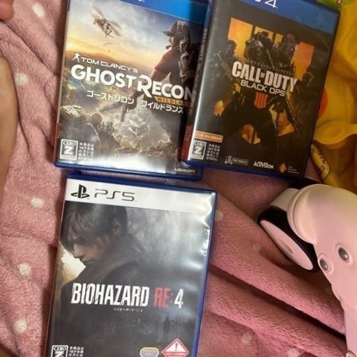 Ps5、ヘッドホン、カセット3点