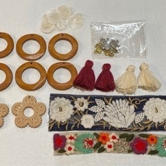 ハンドメイド　アクセサリーパーツ　51種類　まとめ売りの画像