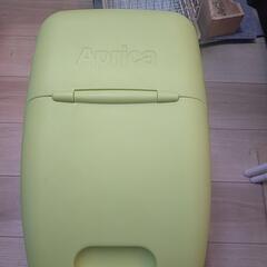 Aprica　おむつゴミ箱　譲ります