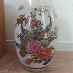 九谷焼　花瓶の画像