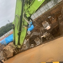 ⚠️急募⚠️人が足りません！助けてください！【月収25万位〜37万位】斫り仕事！未経験でもOK！！！年齢不問！！！皆でわきあいあいと仕事！の画像