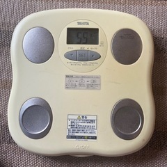 タニタ　BF-033  体脂肪計付きヘルスメーター