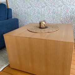 明日まで！【早い者勝ち】お洒落スクエアテーブル