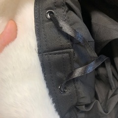 白いの帽子の画像