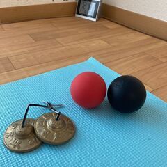 冷房中のハワイアンヨガ・ピラティススタジオの KANOA