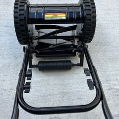 手押し芝刈り機の画像