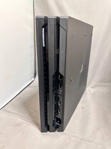 商談中です　　　　　　　　PS4 pro SONY PlayStation4 pro　CUH-7100B 1TB ソニー プレステ4　
