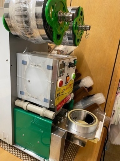 お値下げ中～自動 ドリンクシーラー機 お値下げ中～自動 ドリンクシーラー機