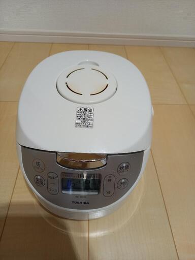 炊飯器TOSHIBA5.5合炊き