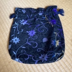 手作りポーチ　大と小　二袋セットの画像