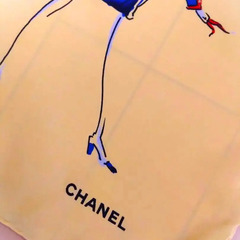 CHANEL スカーフ　大判スカーフ　マドモアゼル　イエローの画像