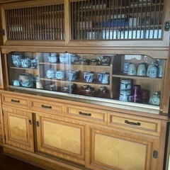 取りに来られる方限定  食器棚