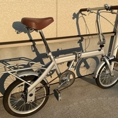 折りたたみ自転車の画像