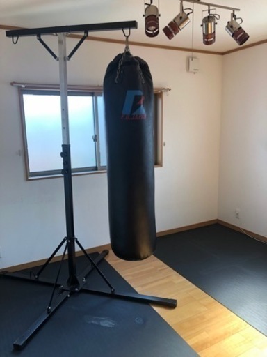 スタンド型サンドバッグ