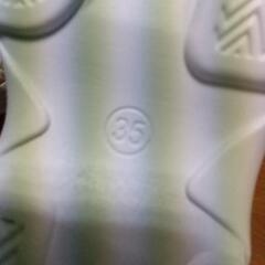 新品同様サンダル35の画像