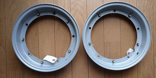 ヴィンテージベスパ125ET-3 Primavera純正ホイール中古美品2本