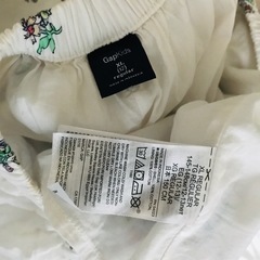 GAP GAPKids ひざ上スカート XL 150 160 花柄　白　子供服の画像