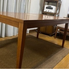 家族用にオススメ♪ダイニングテーブル&椅子6脚セット　横80cm × 縦150cm × 高さ70cmの画像