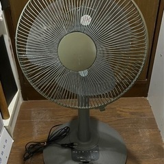扇風機（リモコン付）首ふり機能➡️お取引ずみ
