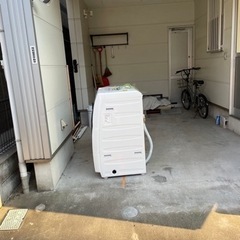 ドラム式洗濯機の階段移動作業