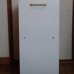 カラーボックス 白 2段 キャスター付 取っ手付の画像