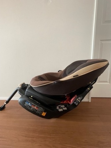 クリーニング済み！新生児から◎コンビ(回転式)チャイルドシート　エッグショック　インナー付