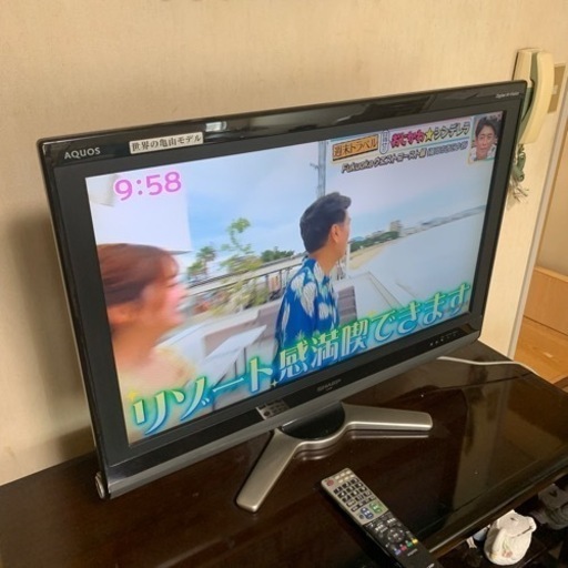 2010年式　液晶テレビ　シャープAQUOS