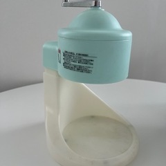 手動式 氷かき器の画像