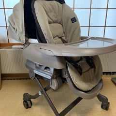 電動ハイチェア　コンビ　ネムリラ AUTO SWING BEDi...