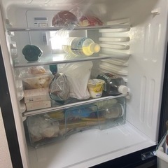 冷蔵庫　赤の画像
