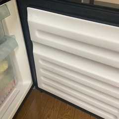 冷蔵庫　赤の画像