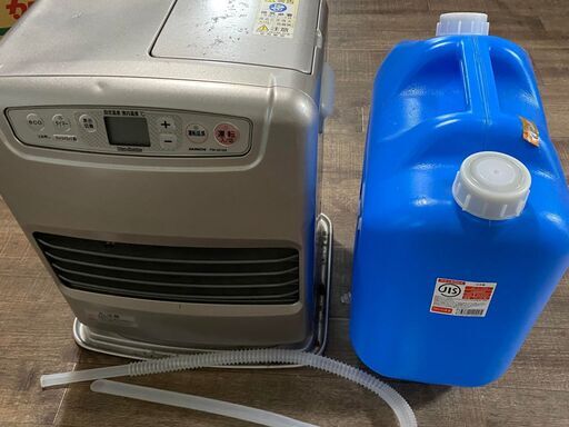 石油暖房 ファンヒーター 　DAINICHIダイニチ FW-3215S(S)　灯油容器とノズル付き！！