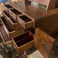 レトロ鏡台の画像