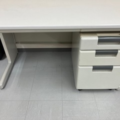 事務デスク差し上げます②【直接引渡しのみ】