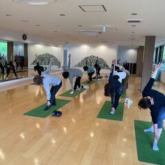 初心者も安心！やさしいヨガ教室募集の画像