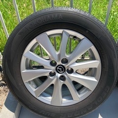 マツダCX-5純正タイヤホイールの画像