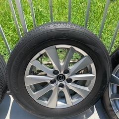 マツダCX-5純正タイヤホイールの画像