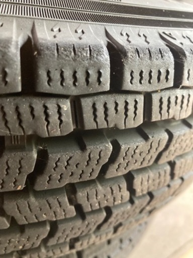 アイスガードスタッドレスタイヤ　軽トラ４本ホイール付き