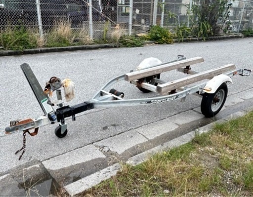 水上バイク用トレーラー