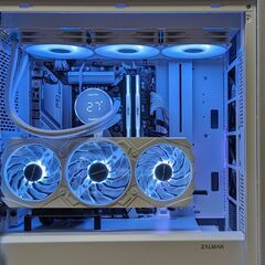 （沖縄内で現金払いなら8000円引き）RTX4070＆最新14コアCPU搭載　ホワイト構成で綺麗な万能ゲーミングPCの画像