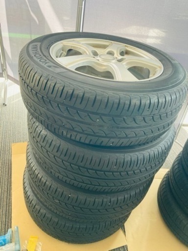 ホイール付きタイヤ4本セット　215/60R16 95H