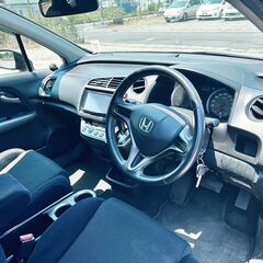 ホンダ ストリーム RS-Z 　走行62,922 km 　検R7年2月　程度良好の画像