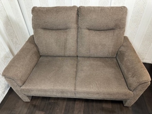 (受け渡し者決定)美品！定価¥59900ニトリ2人用布張りソファ(ナルタ 布KD BR)