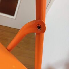 【8/11まで。お譲りします】イケア 折りたたみイス（要修理）の画像