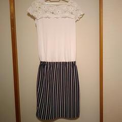 👗新品 お得☆肩レース切り替えワンピース ワールド