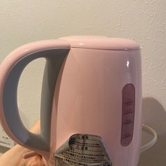 電気ポット　湯沸かし器