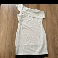 美品✨ドレス　グレーの画像
